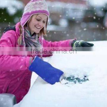 PROMOTION CAR CLEANING AUTO ICE SCRAPER WITH GLOVE photo-2