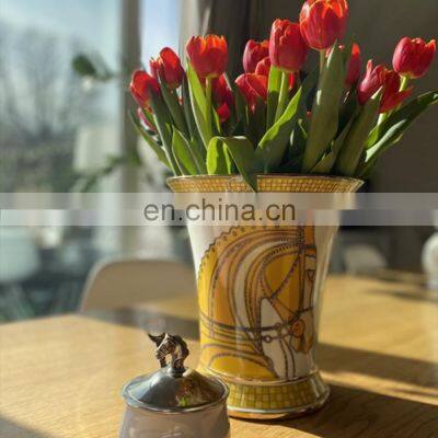 High-End Horse Pattern Decoration European Ceramic Gold Luxury Flower Vase