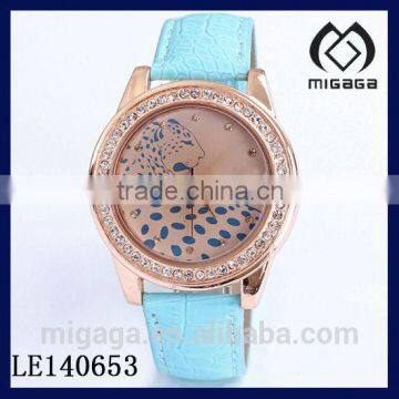 fashionable blue pu strap cool leopard watch quartz movt for young ladies