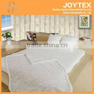 100% Polyester Embossed Coral Fleece Thick Sherpa Blanket