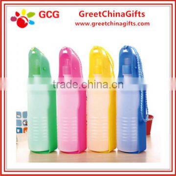 Automatic plastic pet water dispenser