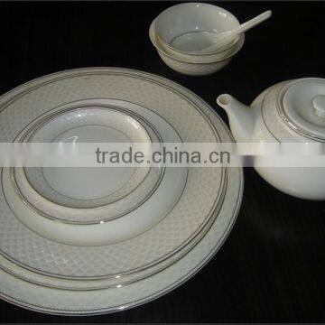 2015Canton Fair new design high quality fine bone china tableware set