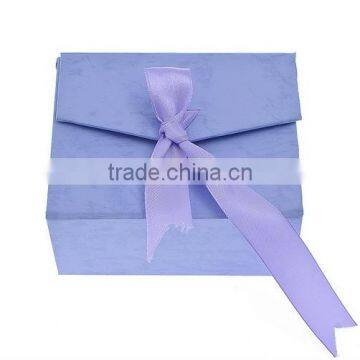 Handbag Shaped Paper Watch Box With Pillow photo-5