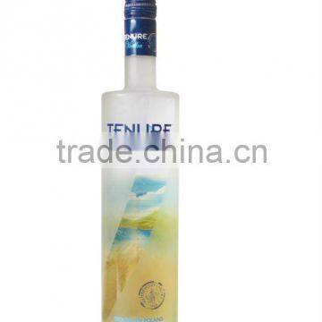 high quality classic glass vodka bottle with cap