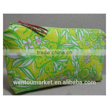 Wentou Monogramed Lilly Pulitzer Canvas Makeup Bag photo-2