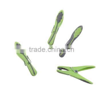 Leaf shap plastic clothes peg