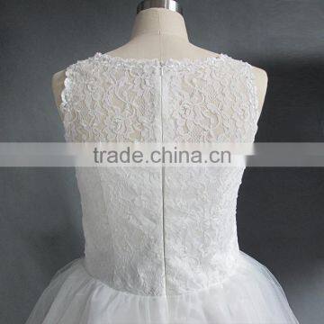 Applique Lace Short Ball Gown Wedding Dress photo-6