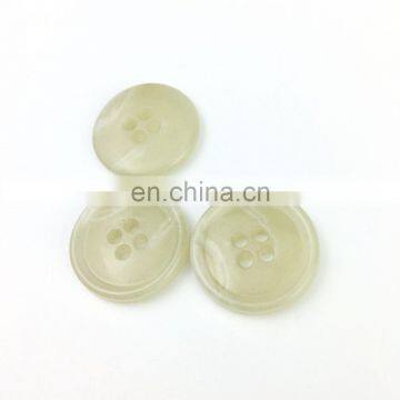 Custom Clear Sewing Resin Garment Plastic Buttons on Shirts photo-2