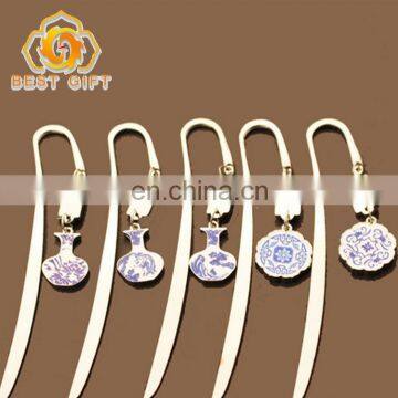 Creative custom metal souvenir tassels bookmark