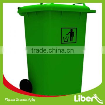 Hot sale! Outdoor Public Green 120 Liter Plastic Pedal Dustbin With Wheels LE.LJ.046