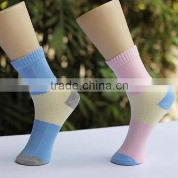 Multi-color children ankle high bamboo fiber socks