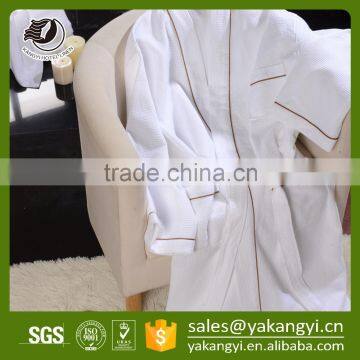 Wholesale Low Price White100% Cotton Hotel Waffle Bathrobe                        
                                                Quality Choice