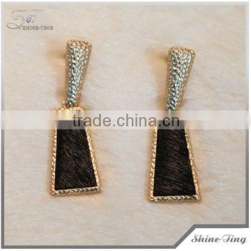 gold jhumka earrings design with price