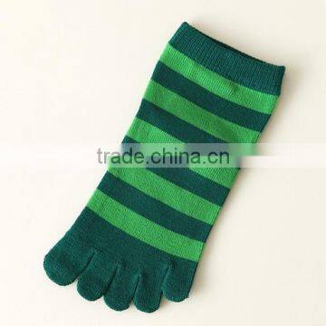 Bulk Wholesale Japanese OEM Top Quality Custom Design Winter Warm Five Toe Multi Yellow Stripes Injinji Yoga Pilates Socks photo-4