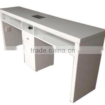 2015 l Hot design salon furniture manicure table