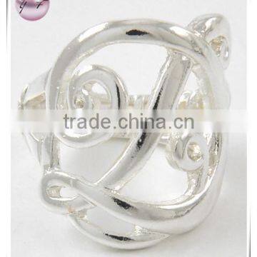 Silver Tone Metal Lead nickel Compliant Stretch Initial D Ring