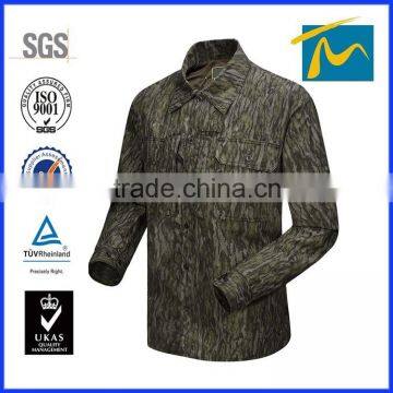 Wholesale outdoor functional windbreaker men camo hunting clothing