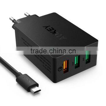 Aukey Quick Charge 2.0 42W 3 Ports Wall Travel Charger 2 Port 5V/2.4A + 1 Port Quick Charge 2.0 for phone.EU plug