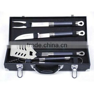 BQ-0067 / 4 pcs TPR handle portable bbq set