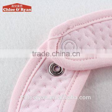 2016 New Customized Designs Waterproof Wholesale Cotton Baby Bib photo-3