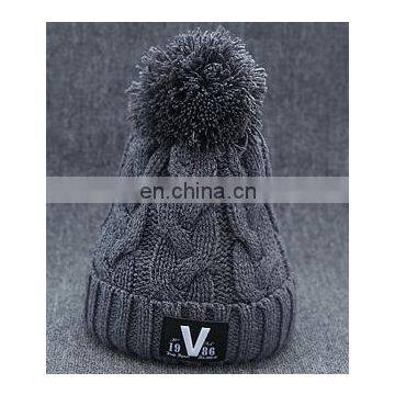 Custom Wholesale Winter Beanie Cap With Woven Tags photo-4