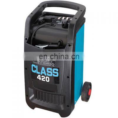 Tragbarer intelligenter Autostarter und 12V/24V-Batterieladegerät mit Startfunktion