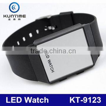 Vogue Promotional Bracelet LED Wrist Watch Touch LED Watch photo-6