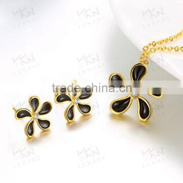 Elegant Five Petal 18K Gold Plated Jewelry Set, Necklace and Ring Jewelry set