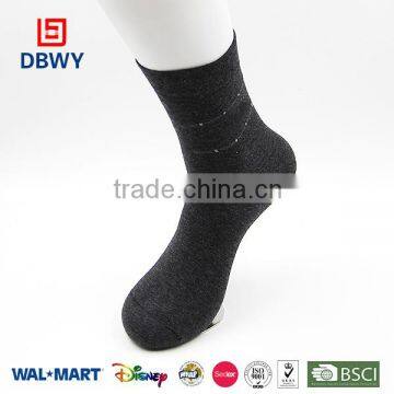 Custom wholesale knit cotton eco-friendly sweat-absorbent socks