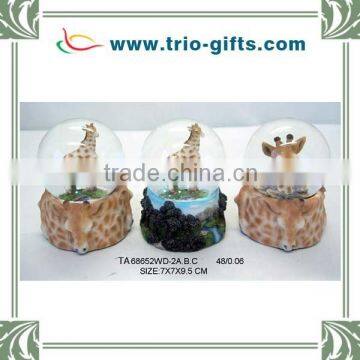 polyresin giraffe snow globes 65mm