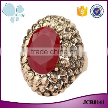 Factory hollow zinc alloy resin big gemstone simple gold finger ring