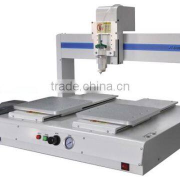 Large high precision automatic adhesive dispenser