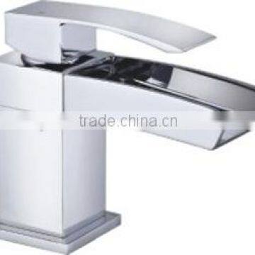 square peak open spout mono basin mixer