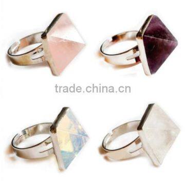 Crystal ring jewelry manufacturers fashion jewelry ring directly wholesale on 