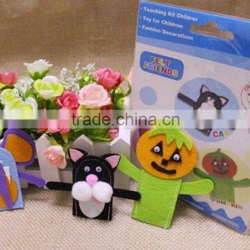 Non-woven childrens' felt toy felt DIY toys. non-toxic DIY toy, felt puppet