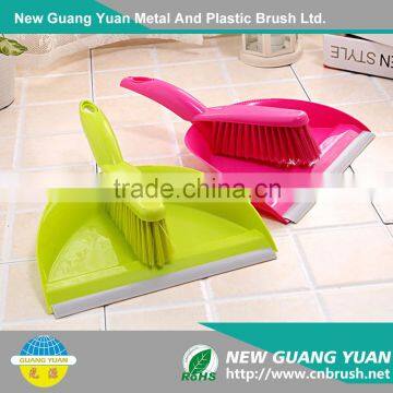 Hot Sale Mini Plastic Sweep Easy Broom