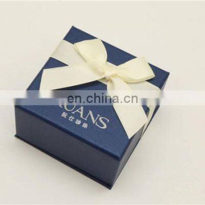 Custom Logo Wholesale Luxury Foldable Magnet Clothing Wholesale Paper Packaging Clothing Box With Ribbon for Gift photo-2