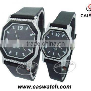 Polygonal dial face fashionable wristwatch