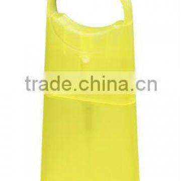 Small creative card type plastic bottle of backpack form