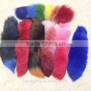 2015 beautiful fox tail wholesale in hot fashion with many dyed colors avaliable