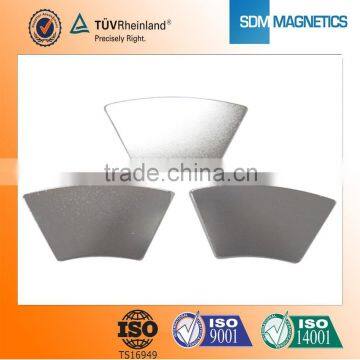 High Gauss Holding Arc Ferrite Magnet for Motor Hollow Magnet N35 photo-5
