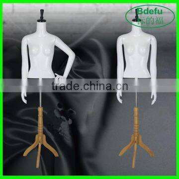 Plastic Model for Clothes Display Half Body Mannequin Wholesale