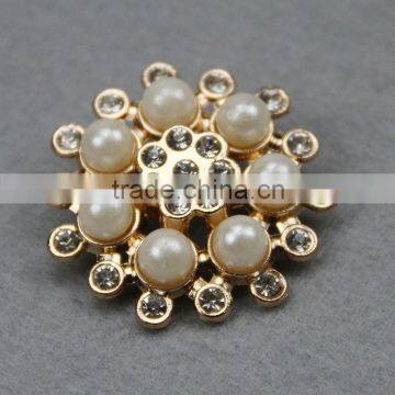 Fabulous Zinc Alloy Custom Rhinestone Cheap Crystal Metal Flower Brooch photo-3