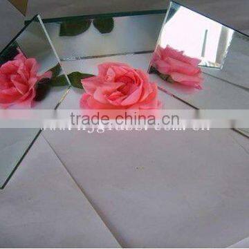 Extra clear float glass