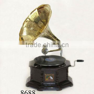 Antique Gramophone / Reproduction Gramophone / Decorative Gramophone / Phonograph / Imitation Art