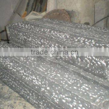 Zhangpu Black Basalt Stone Balustrade Rough Picked