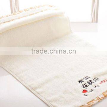 China Super Soft White 100% Cotton Couples Face Towel photo-4