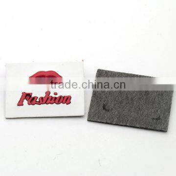 Black/white PU Leather Sew on Patches With Red Metal Lips Plates Fashion Clothing Label for Jeans/jacket PLB-012 photo-3