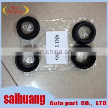 Oil Seal Shaft Seal for L200 KA4T KB4T MN158385 photo-2