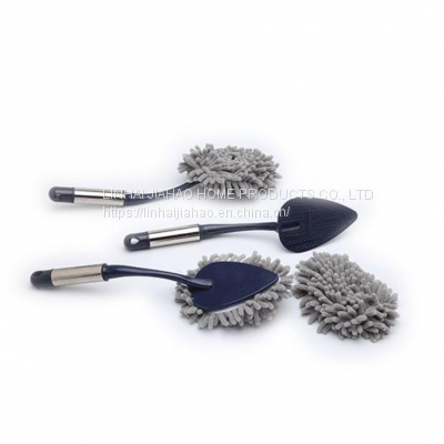 Dish brush